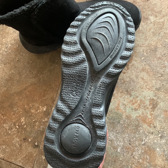 Cheek’s ankle boot - Picture 5 of 7